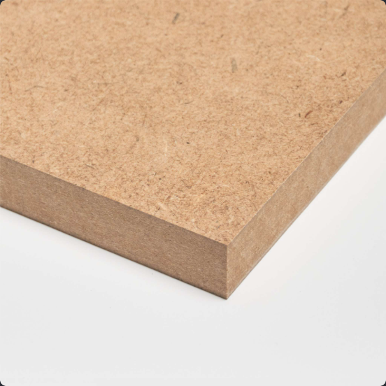 HDF ứng dụng phổ biến để thi công sàn gỗ công nghiệp, cửa cánh nội thất cao cấp, vách ngăn chịu lực, mặt bàn bếp, giường ngủ cao cấp